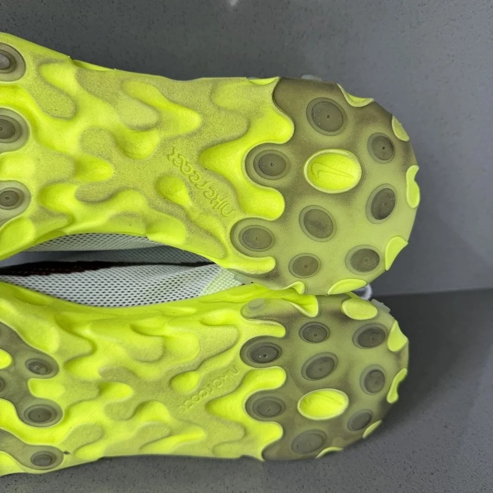 Nike React ISPA WR Platinum Volt Men's Size 11 Running Sneakers CT2692-002